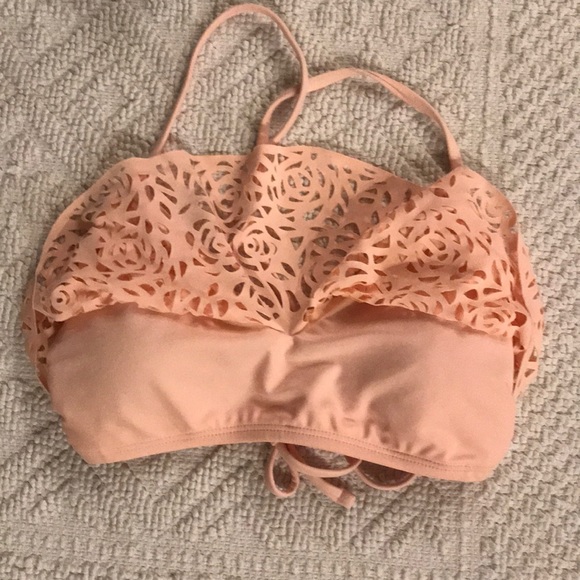 NWOT Laser Cut Crisscross Bandeau Bikini Top - Picture 7 of 7